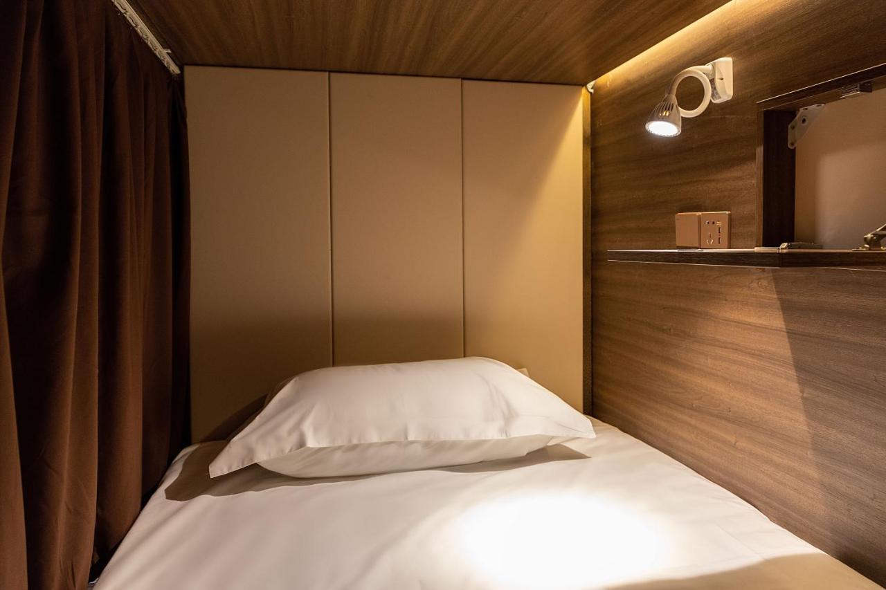The Hump Hostel 驼峰客栈 Kunming Buitenkant foto