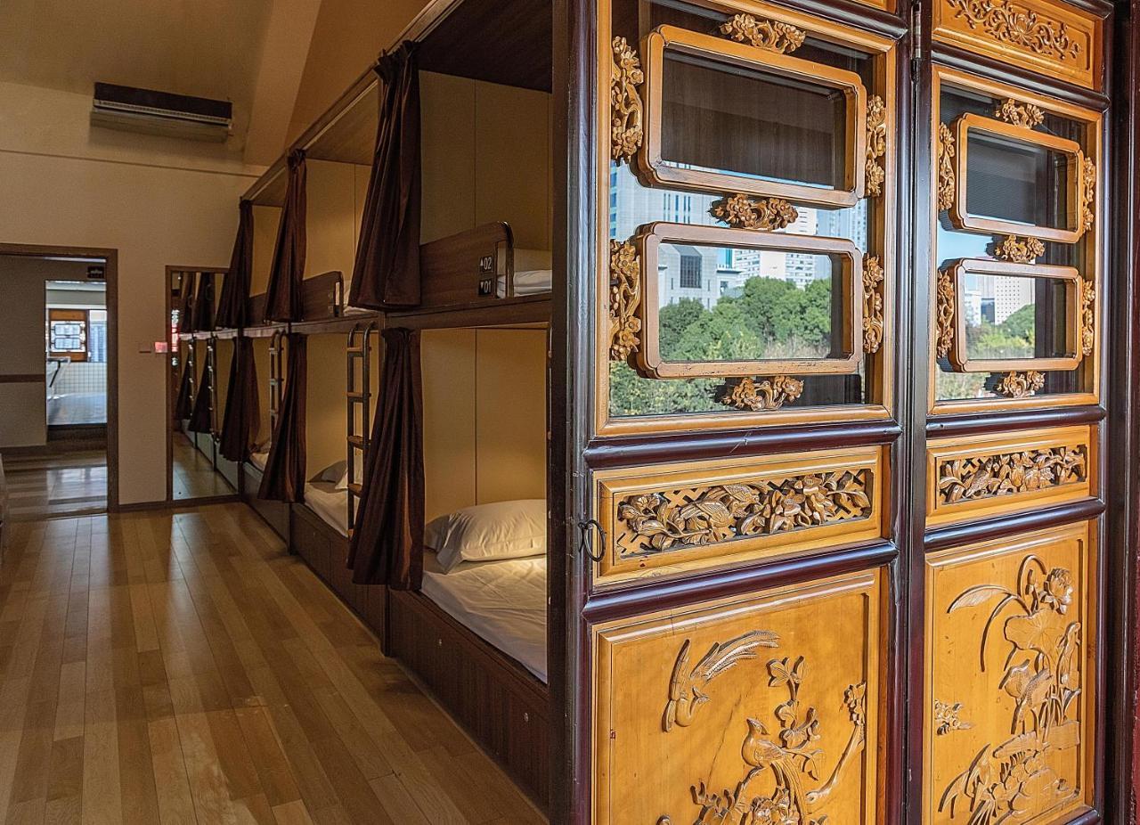 The Hump Hostel 驼峰客栈 Kunming Buitenkant foto
