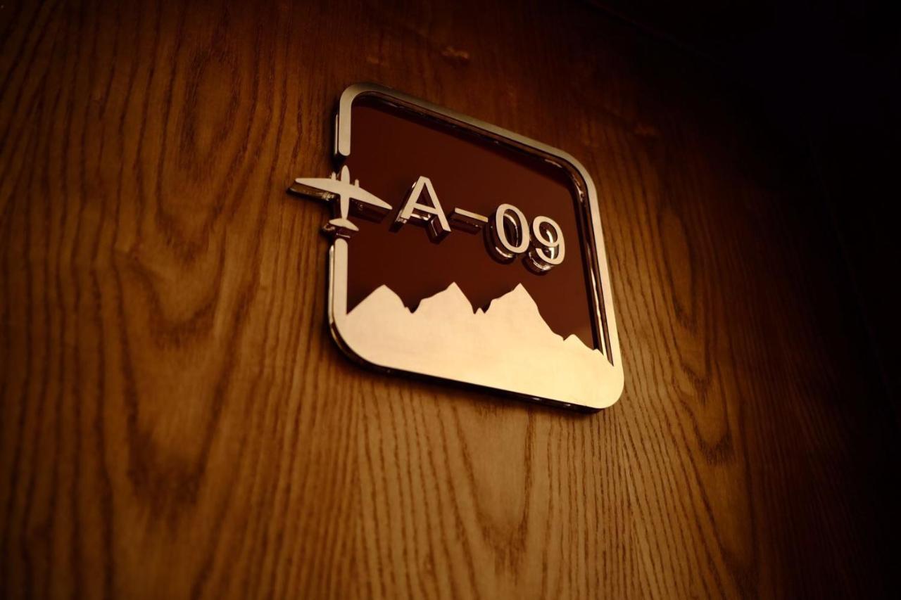 The Hump Hostel 驼峰客栈 Kunming Buitenkant foto